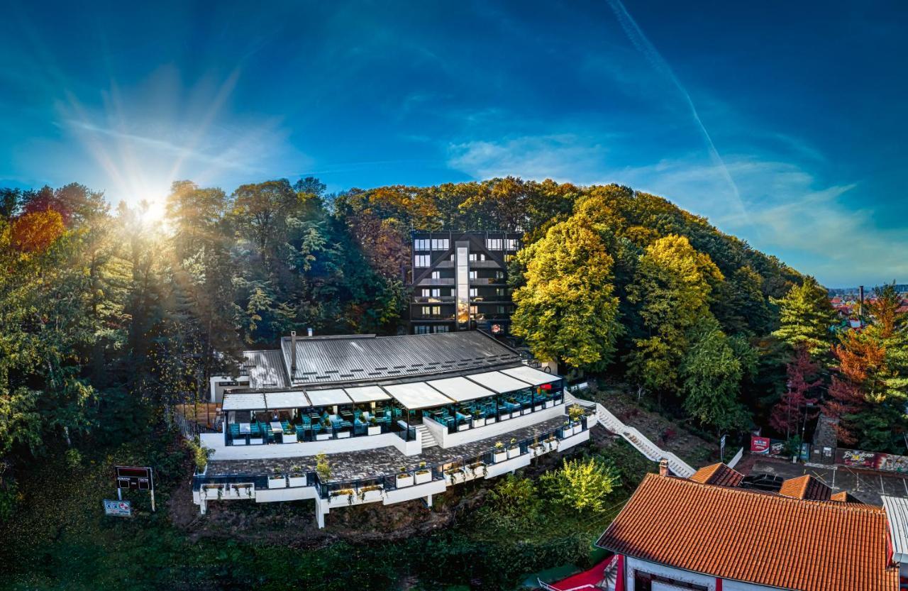 Hotel Ub Aqua Park Ub Eksteriør bilde